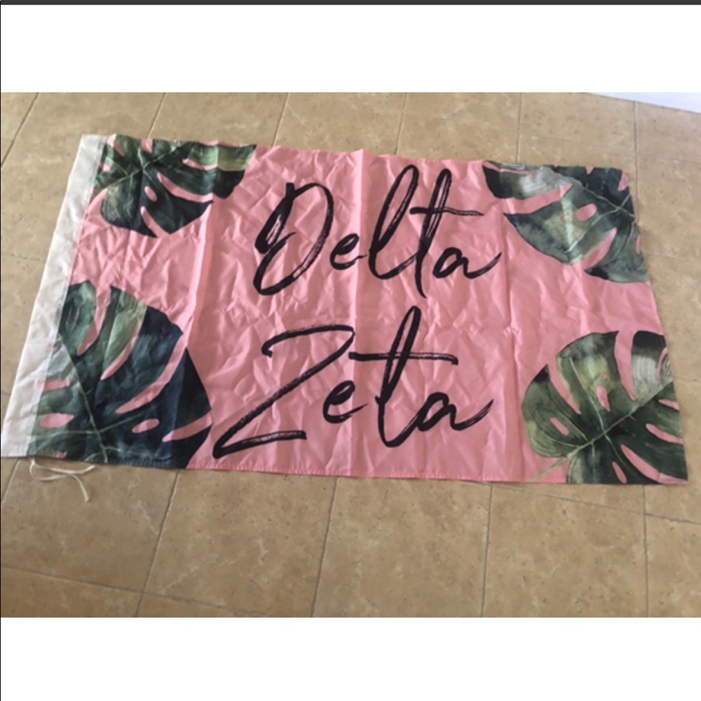 Delta zeta palm tree flag